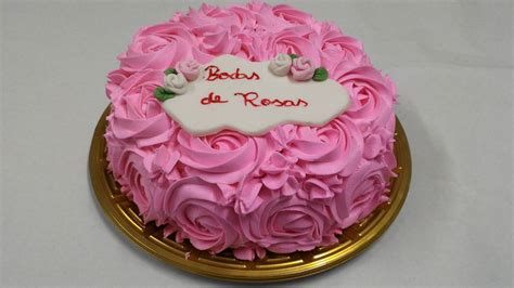La celebración de los aniversarios de boda se remonta a la época romana, cuando los maridos a sus esposas dieron una corona de plata durante 25 años de matrimonio, y una corona de oro por los 50. Bodas de Rosa - 17 Anos de Casamento, Dicas de como organizar