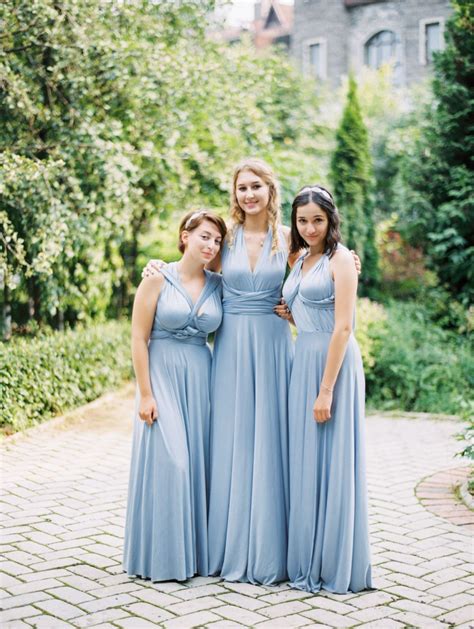 Soft Blue Bridesmaids Dresses Photography Julia Kaptelova Bridesmaid Tips Bridesmaid Style