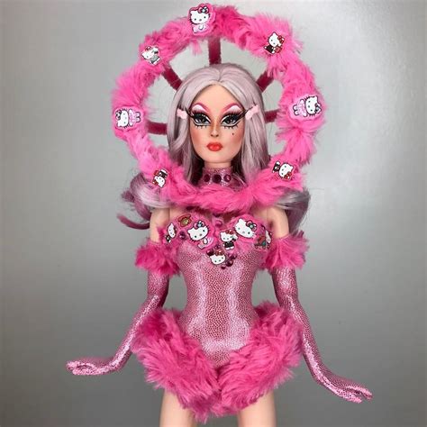 this artist turned barbie dolls into drag queens from rupaul s drag race bored panda