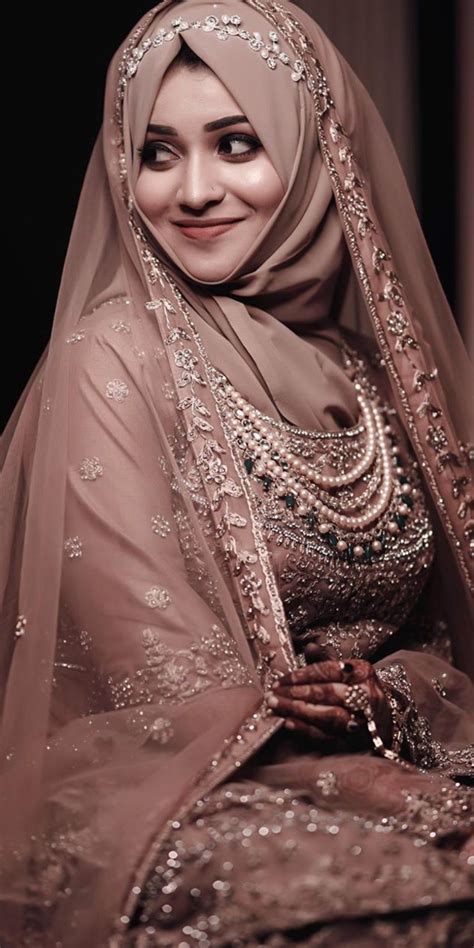 Pin By Aliya Khan On Nikah Muslim Bride Bridal Hijab Styles Hijab Bride