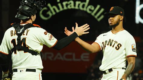The Giants Need To Shake Things Up Here Are 10 Fake Trades Knbr
