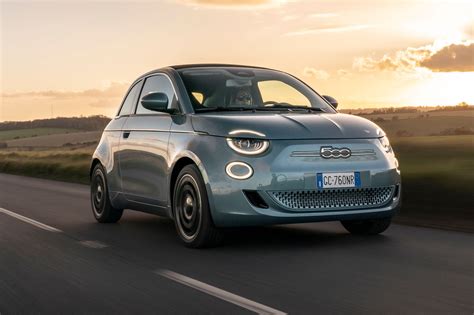 Fiat 500 Electric 2021 Uk Review Autocar