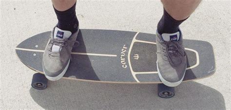 Foot Position On A Carver Skateboard Learnsurfing Disenos De Unas