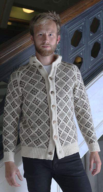 Follow on instagram and facebook: 7 best images about Faroe Knitting on Pinterest | Knitting ...