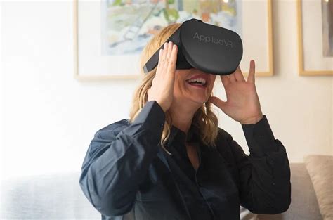 fda izinkan terapi menggunakan virtual reality untuk pengobatan nyeri kronis yesdok