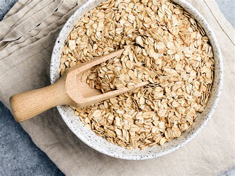The finer and smaller the rolled oat, the less well it. 9 Health Benefits of Eating Oats and Oatmeal