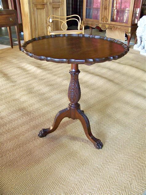 Lot Antique Chippendale Style Carved Mahogany Tilt Top Tea Table