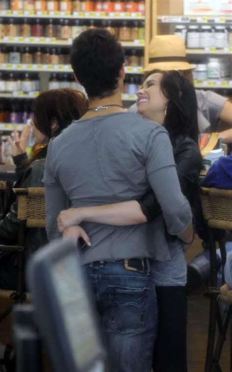 Joe Jonas And Demi Lovato At Erewhon Foods Grocery Store April Celebrity Couples Photo