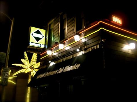The Bare Facts Milwaukee Strip Club Guide Onmilwaukee