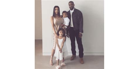 Photo Photo De Kim Kardashian Kanye West Et Leurs Enfants North Et