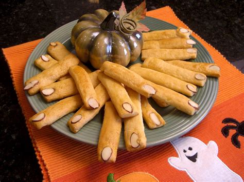10 Fabulous Halloween Party Finger Food Ideas 2020