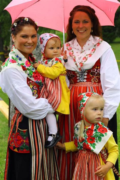 Folk Costume From Leksand Dalarna Sweden In Leksand The Old