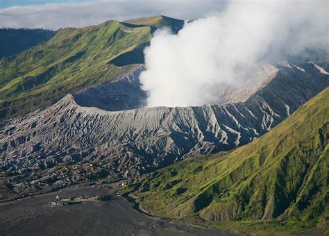 Indonesian Tourism Mount Bromo The Most Famous Tourist