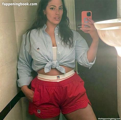 Ashley Graham Nude Sexy The Fappening Uncensored Photo 1333871
