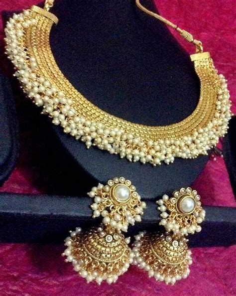 Precious jewelry made of gold, silver, platinum, diamond etc. Find wide range of fashion jewellery, imitation, bridal ...