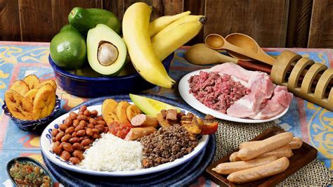 #colombian food #colombia #comida colombiana #colombian cuisine #culinaria #food #empanadas #guacamole #chilli #picante. 40 Delicious Colombian recipes you should try ...