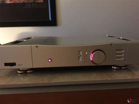 Rega Elicit Integrated Amp With Mm Phono Photo 1491609 Canuck Audio Mart