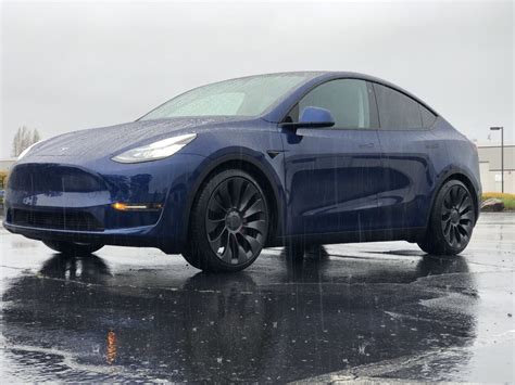 Tesla Y Tesla Model Y Auslieferungen Des Ersten Tesla Mit Warmepumpe Hot Sex Picture