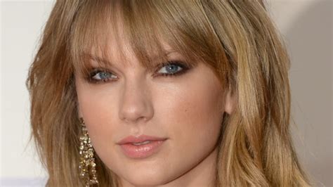 Taylor Swift Amas Pics All The Photos You Need To See