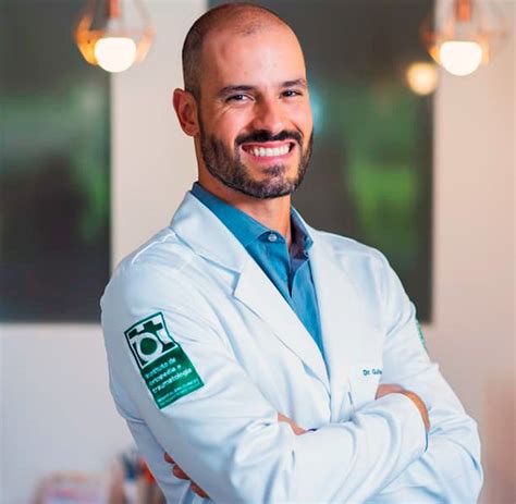 Dr Guilherme Navarro Troiani