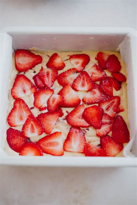 Strawberry Crumble Cake Recipe By Alpine Ella