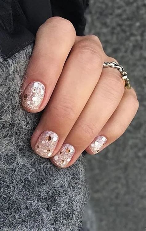 29 Chic Winter Nail Designs For Short Nails 13 Nageldesign Winter