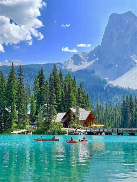 Emerald Lake In Banff Canada 🇨🇦 Beautiful Travel Destinations