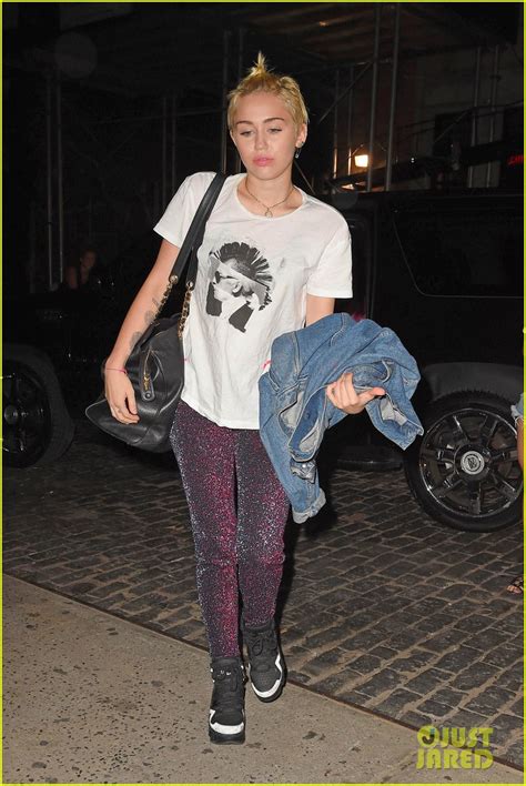 Miley Cyrus Steps Out In Nyc After Partying In Just Pasties Photo