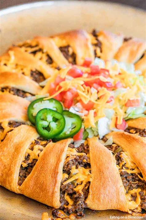 Taco Crescent Ring Recipe Easy Crescent Roll Taco Ring