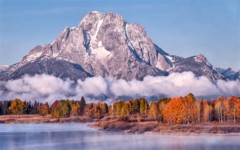 Nature Landscapes Lakes Mountains Sky Autumn Fall Leaves Fog Clouds