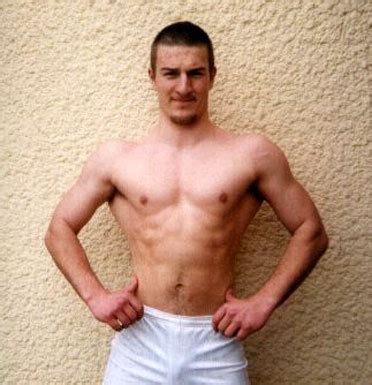 Check spelling or type a new query. Dominic Filiou - Height: 201 cm / 6' 7" - Weight: 172 kg ...