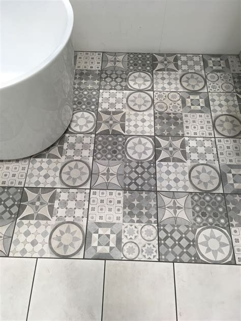 Bathroom Floor Tiles Bandq Bathroomdesignbandq B And Q Bathrooms Tile