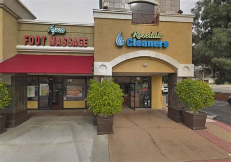 Azusa Foot Massage Contacts Location And Reviews Zarimassage