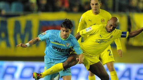 Founded in 1923, the club spent much of its history in the lower divisions of spanish football, and only made their la liga debut in 1998. Villarreal senza Senna contro il Napoli | UEFA Europa ...