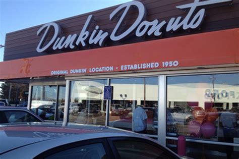 Original Dunkin Donuts In Quincy Goes Back To Its Roots Eater Boston