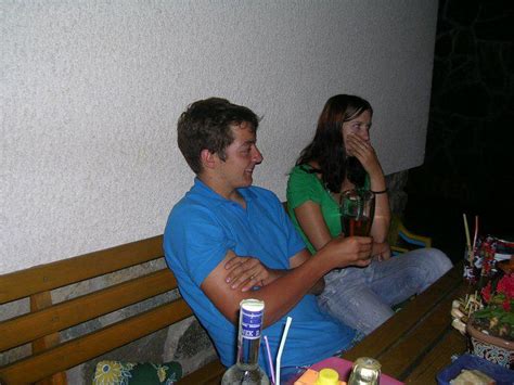 Oblíbená hra s fotkami od 249 kč. Swimming pool party - neeej-akce - album na Rajčeti
