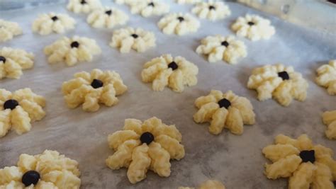 Resepi biskut cornflakes rangup crunchy dan mudah. Resepi Biskut Semperit Susu Sukatan Cawan Hanya 3 Bahan