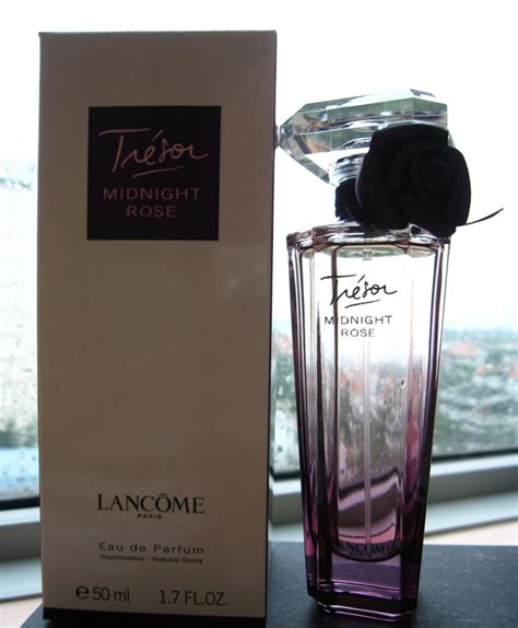 And today i'll be reviewing tresor midnight rose by lancome. Rouge Deluxe: Lancome Tresor Midnight Rose