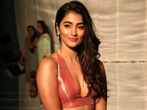 Happy Birthday Pooja Hegde 10 Instagram Pictures Of The Actress That