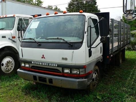 18 Flatbed Truck 2003 Mitsubishi Fe649 For Sale In Forest Park