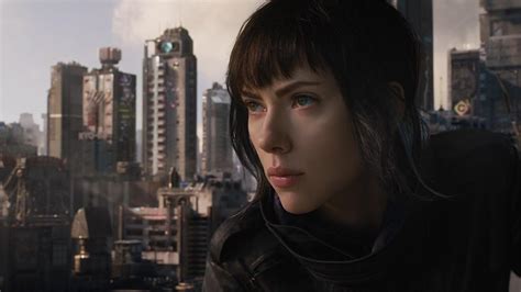 Scarlett Johanssons Life Is Stolen In Latest Ghost In The Shell Trailer Entertainment Tonight