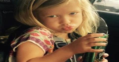 Jessica Simpson S 3 Year Old Daughter Maxwell Pouts Like A Pro On Instagram Ok Magazine