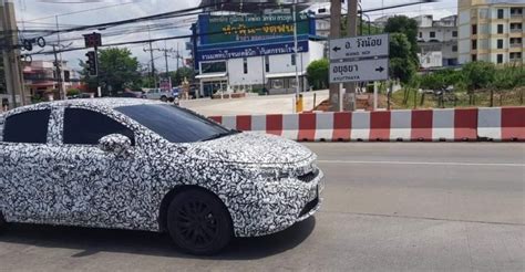 Closer to home, the 2020 honda city has already been spotted in the klang valley, albeit fully wrapped in camouflage vinyl as it undergoes various road trials. INI RUPA HONDA CITY 2020 YANG SEDANG DIUJI DI THAILAND ...