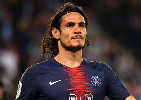6 easy ways to style men's long hair (no product required). Man Utd Finally Submit Offer For Edinson Cavani - Thewistle