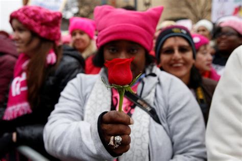 خبرآنلاین تصاویر تظاهرات گسترده زنان علیه ترامپ خیابان‌های