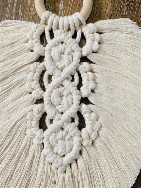 Macrame leaf | Macrame patterns tutorials, Macrame patterns, Macrame
