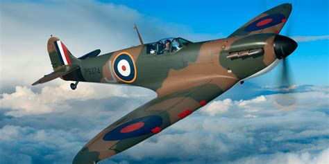 Video Raf Pilot Re Creates Battle Of Britain In Spitfire Business
