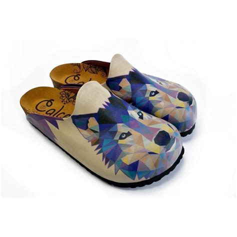 Produces Sandals And Clogs And Slipers And Shoes