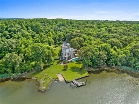 Baltimore Fishbowl This Massive Maryland Estate Manages To Fly Under
