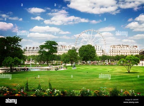 Tuileries Garden Paris Stock Photo Alamy